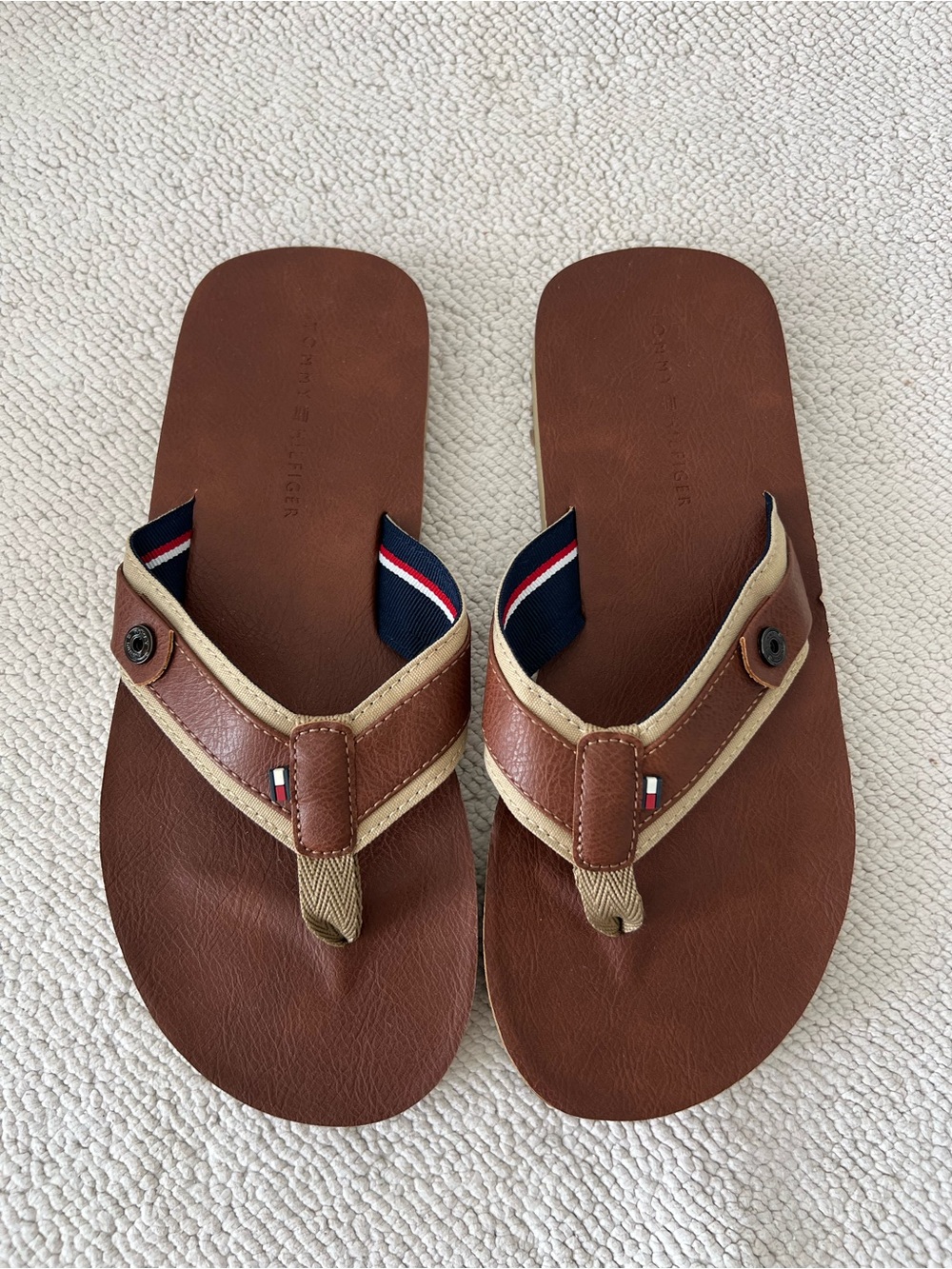 Tommy Hilfiger Men's Brown Leather Flip Flops
Size: 9 M
